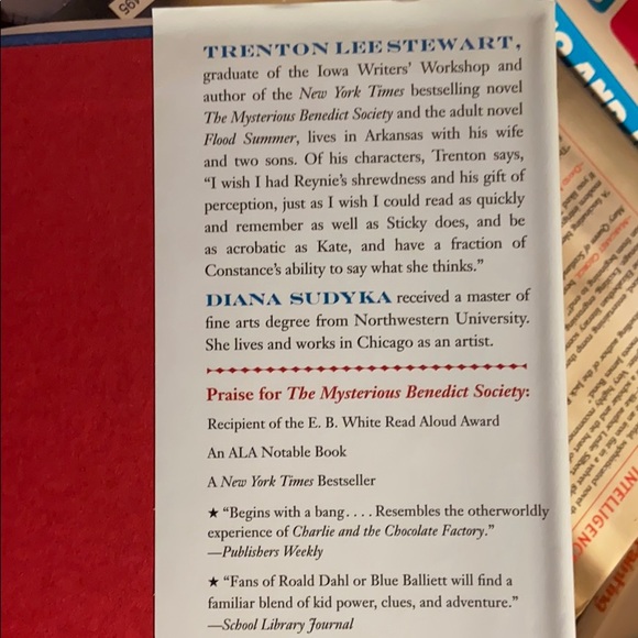 mysterious Benedict society -Book - Picture 9 of 9